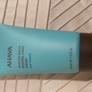 NWT Mineral Hand Cream